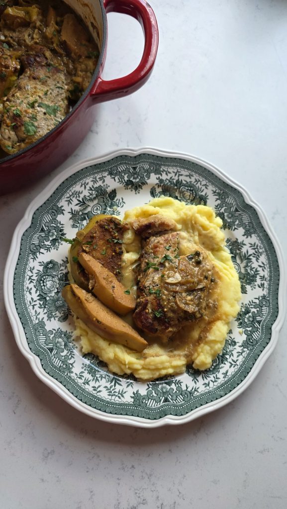 Cotlete de porc cu gutui