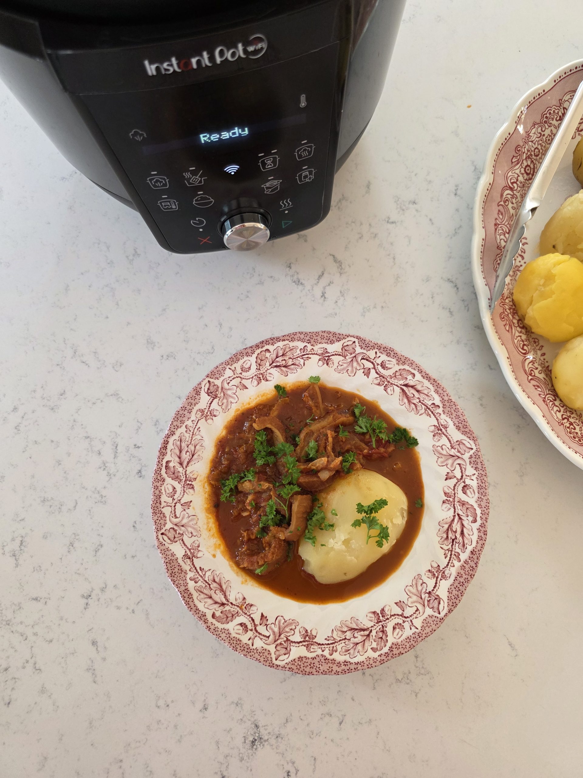Tocană de burtă de vită la Instant Pot